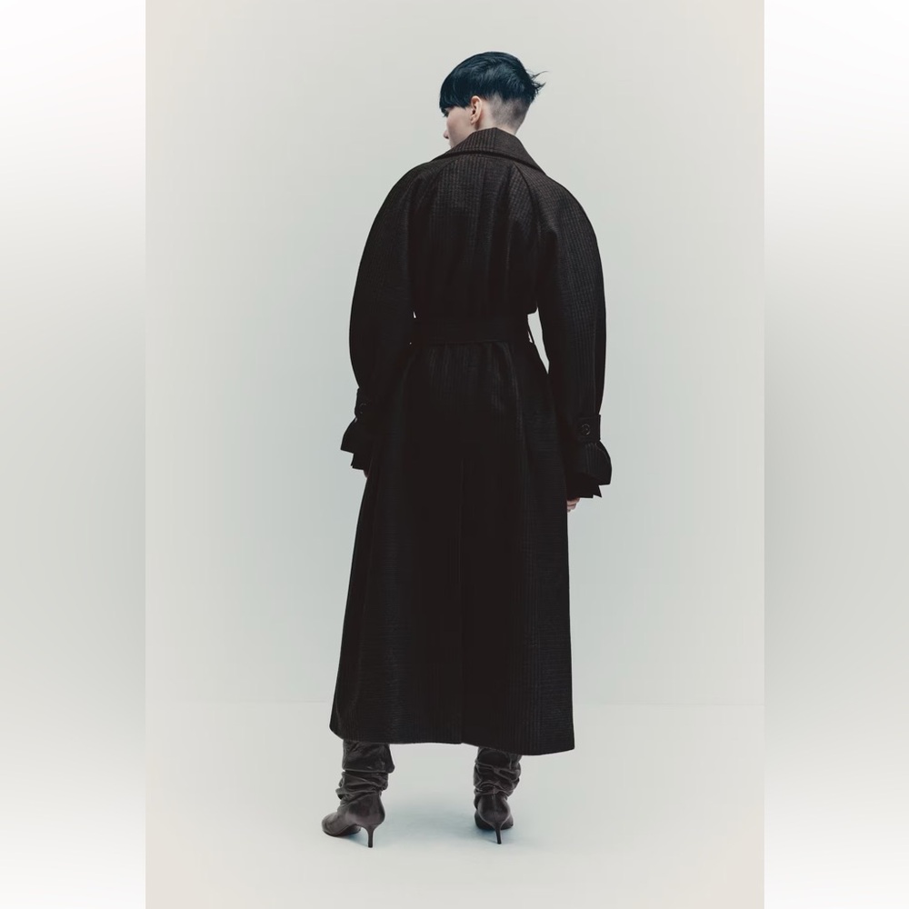 H&M Black Long Coat - Picture 7 of 9